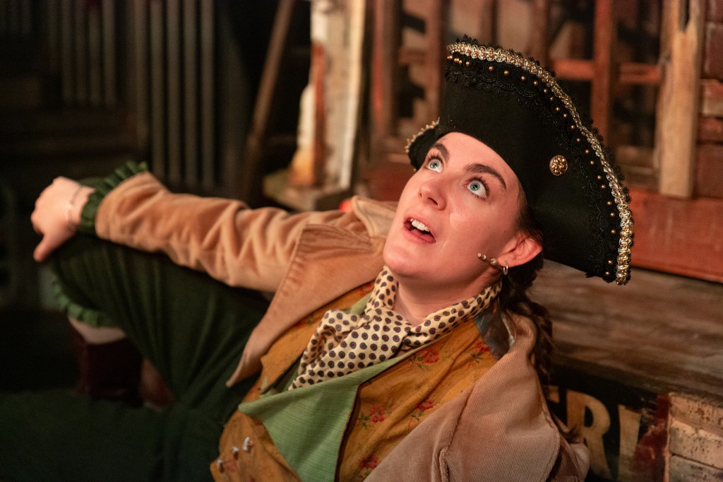 georgina-pirate-solo